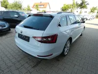 Gebraucht Skoda Superb Ambition 150 PS (110 kW) 2016 Weiß Kombi