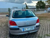 Gebraucht Peugeot 307 Tendance 109 PS (80 kW) 2004 Silber Limousine