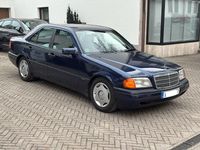 Gebraucht Mercedes C180 122 PS (89 kW) 1994 Blau Limousine