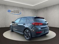 Neu Hyundai i30 N Line 150 PS (110 kW) 2026 Grau Limousine