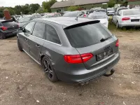 Gebraucht Audi A4 Attraction 150 PS (110 kW) 2015 Grau Kombi