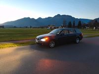 Gebraucht BMW 525 177 PS (130 kW) 2004 Blau Kombi