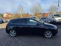 Gebraucht Mercedes B180 116 PS (85 kW) 2021 Kosmosschwarz Van / Kleinbus