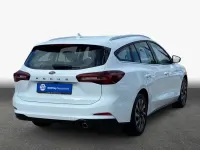 Gebraucht Ford Focus Titanium 155 PS (114 kW) 2025 Frozen white Kombi