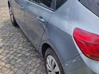 gebraucht Opel Astra 1.6 Kleinwagen / 2011/ Benzin