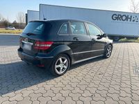 Gebraucht Mercedes B150 95 PS (69 kW) 2008 Schwarz Van / Kleinbus