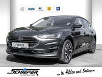 Gebraucht Ford Focus Titanium 125 PS (91 kW) 2022 Magnetic grau metallic Limousine
