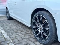 Gebraucht Volvo V60 Momentum 215 PS (158 kW) 2014 Weiß Kombi