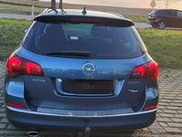 Gebraucht Opel Astra Exklusiv 170 PS (125 kW) 2015 Blau Limousine