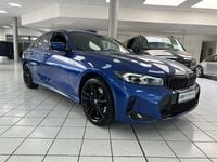 Gebraucht BMW 330 Shadowline 184 PS (135 kW) 2024 Portimao blau Limousine