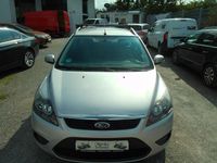 Gebraucht Ford Focus Titanium 109 PS (80 kW) 2010 Silber Kombi