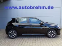 Gebraucht Peugeot 208 Style 101 PS (74 kW) 2026 Perla nera schwarz Kleinwagen