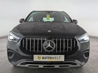 Gebraucht Mercedes GLA200 Progressive 163 PS (119 kW) 2022 Schwarz SUV