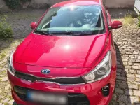 Gebraucht Kia Rio DREAM-TEAM Edition 101 PS (74 kW) 2019 Rot Limousine