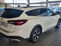 Gebraucht Ford Focus Active X 155 PS (114 kW) 2023 Weiß Kombi