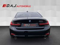 gebraucht BMW 330e Aut. Advantage NAV LED SHZ PDC Sportsitze