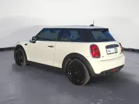 Used Mini ONE 102 HP (75 kW) 2019 White Hatchback