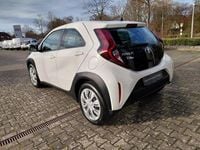 Gebraucht Toyota Aygo X X-play 72 PS (52 kW) 2022 Weiß SUV