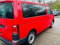 Second-hand VW Transporter 102 CP (75 kW) 2018 Roșu Van