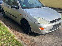 Gebraucht Ford Focus 75 PS (55 kW) 2003 Silber Kleinwagen