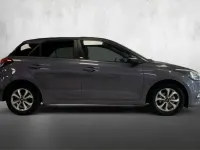 Gebraucht Hyundai i20 Edition 90 PS (66 kW) 2017 Grau Limousine