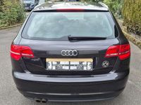 Gebraucht Audi A3 Ambiente 125 PS (91 kW) 2012 Grau Kleinwagen
