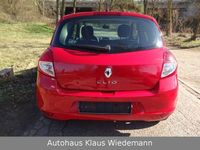 Gebraucht Renault Clio IV 75 PS (55 kW) 2012 Rot Limousine