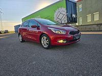 Gebraucht Kia Ceed DREAM-TEAM Edition 135 PS (99 kW) 2014 Rot Kleinwagen