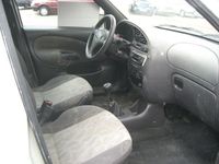 Gebraucht Ford Courier 75 PS (55 kW) 2001 Weiß Van / Kleinbus