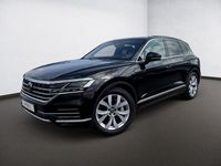 Gebraucht VW Touareg Elegance 381 PS (280 kW) 2021 Schwarz deep black perleffekt SUV