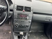 Gebraucht Mercedes A150 95 PS (69 kW) 2008 Rot Kleinwagen