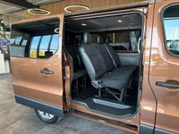 Second-hand Opel Vivaro 145 CP (106 kW) 2017 Maro Monovolum