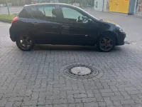 Gebraucht Renault Clio III 75 PS (55 kW) 2012 Schwarz Kleinwagen