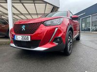 Gebraucht Peugeot e-2008 Allure 100 kW (136 PS) 2021 Rot SUV