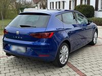 Używany Seat Leon XCELLENCE 180 KM (132 kW) 2018 Niebieski Hatchback