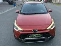 Usata Hyundai i20 Active 120 CV (88 kW) 2016 Arancione Berlina