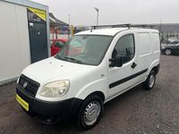 Gebraucht Fiat Doblò 75 PS (55 kW) 2008 Weiß Van / Kleinbus