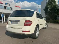 Gebraucht Mercedes ML500 224 PS (164 kW) 2009 Weiß SUV
