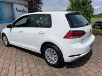 Gebraucht VW Golf VIII Trendline 116 PS (85 kW) 2020 Pure white Kleinwagen