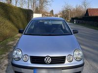 Gebraucht VW Polo 60 PS (44 kW) 2003 Silber Kleinwagen
