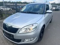Gebraucht Skoda Roomster Plus Edition 105 PS (77 kW) 2011 Silber Van / Kleinbus