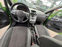 Gebraucht Opel Corsa Edition 87 PS (63 kW) 2012 Grün Kleinwagen
