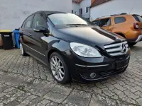 Gebraucht Mercedes 200 140 PS (102 kW) 2006 Schwarz