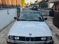 Gebraucht BMW 325 171 PS (125 kW) 1986 Weiß Cabrio