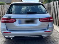 Gebraucht Mercedes E300 320 PS (235 kW) 2021 Silber Kombi