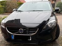 Gebraucht Volvo V40 Kinetic 114 PS (83 kW) 2013 Schwarz Limousine