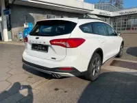 Gebraucht Ford Focus Active 120 PS (88 kW) 2019 Weiß Limousine