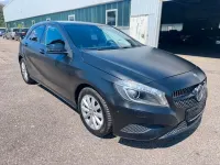 Gebraucht Mercedes A180 122 PS (89 kW) 2012 Schwarz Limousine