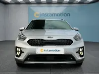 Gebraucht Kia Niro 141 PS (103 kW) 2021 Silber SUV
