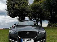 Gebraucht Jaguar XF Portfolio 163 PS (119 kW) 2016 Grau Limousine